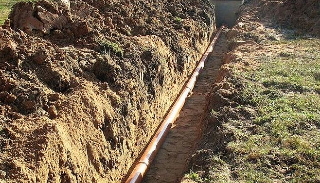 Копка траншей для водопровода в Медногорске: цена за метр от 926 руб.